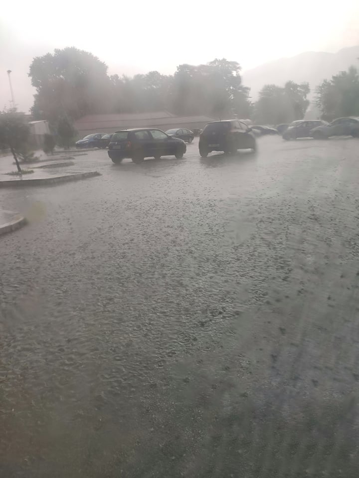 Έκτακτο της ΕΜΥ: Τριήμερο με καταιγίδες