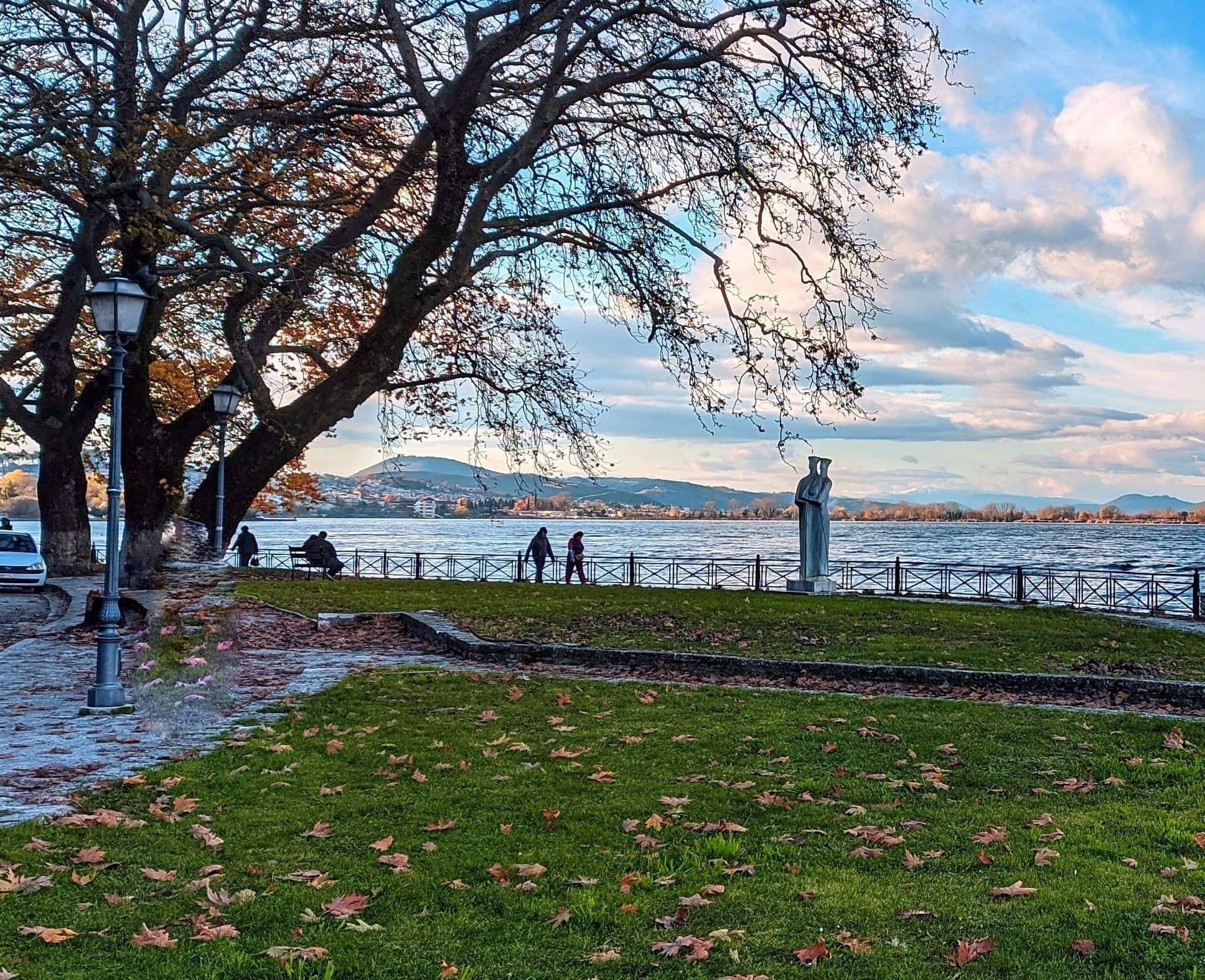 Βούλιαξε… η παραλίμνια περιοχή