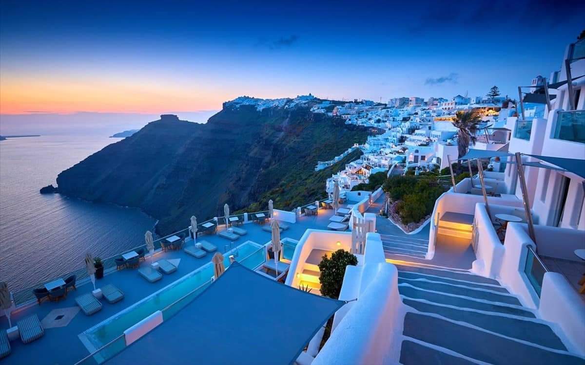 Προσπάθησε να φωτογραφήσει την Καλντέρα και σκότωσε έναν 34χρονο