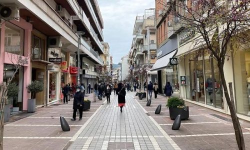 Κλειστά τα εμπορικά την Τετάρτη