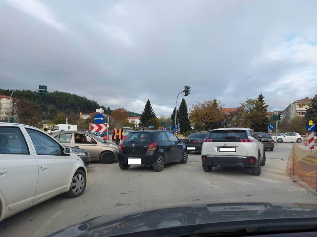 Μποτιλιάρισμα… στον νέο κομβο