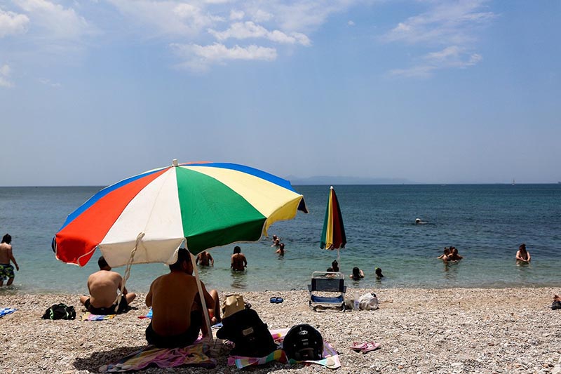 Εκλογές με βροχή μετά την πιο ζεστή μέρα του Ιουνίου